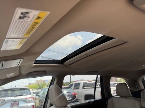 Used 2017 Honda Pilot EX-L image 18