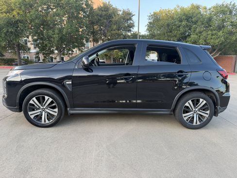 Used 2020 Mitsubishi Outlander Sport ES FWD image 4