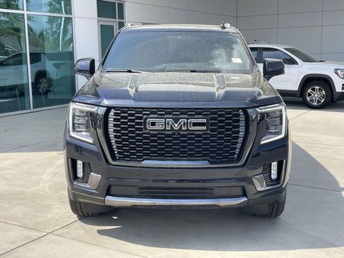 Used 2024 GMC Yukon Denali Ultimate image 3