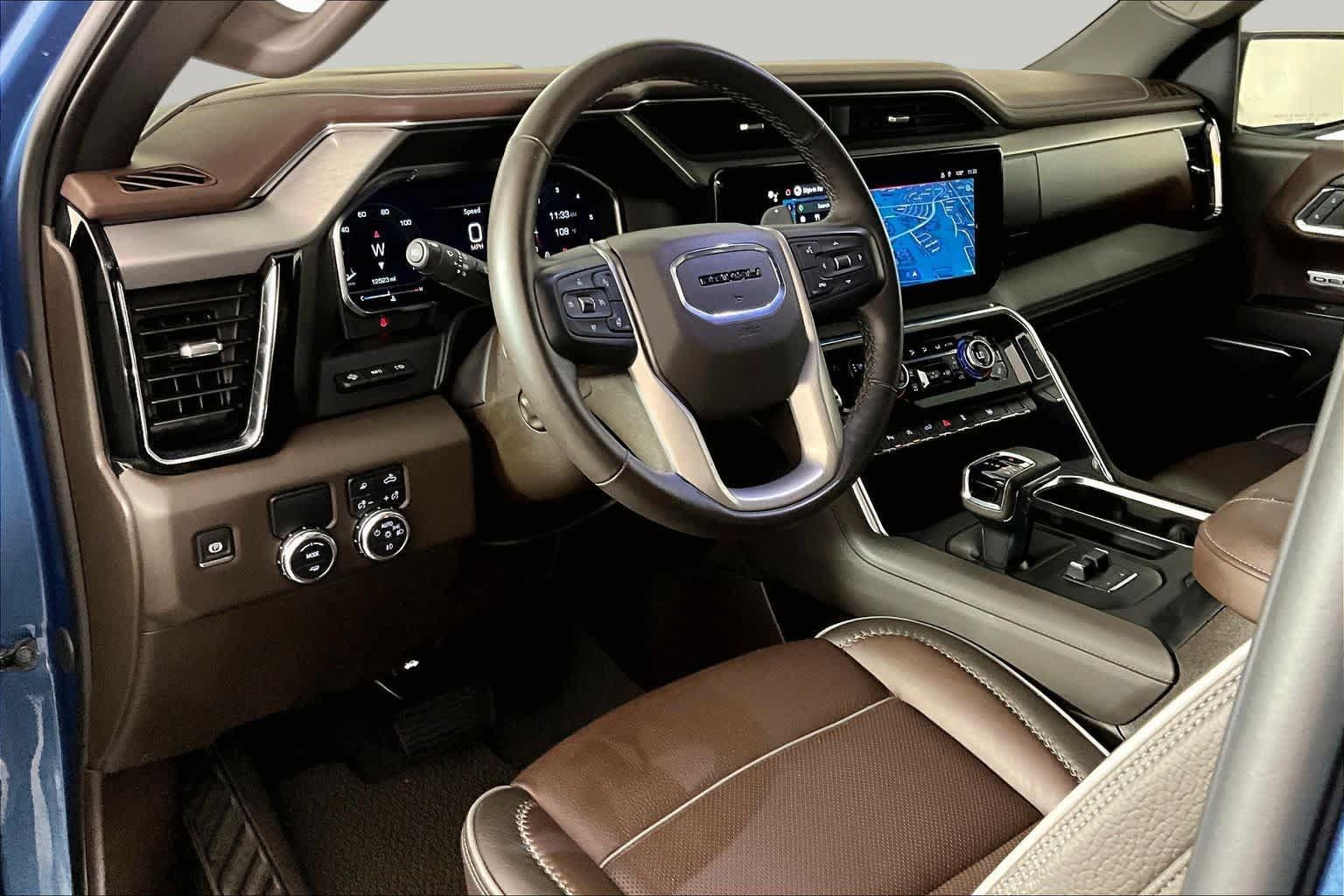 Used 2024 GMC Sierra 1500 Denali w/ Technology Package RWD image 16