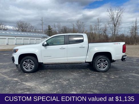 Used 2022 Chevrolet Colorado W/T w/ Custom Special Edition image 2