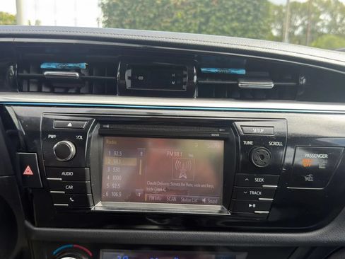 Used 2014 Toyota Corolla S FWD image 14