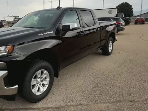 Used 2021 Chevrolet Silverado 1500 LT w/ Safety Package II image 5