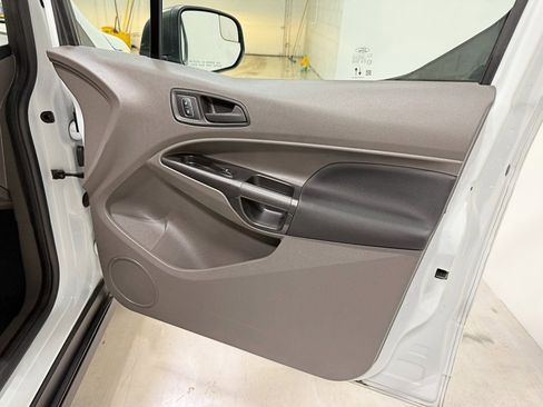 Used 2022 Ford Transit Connect XL image 37