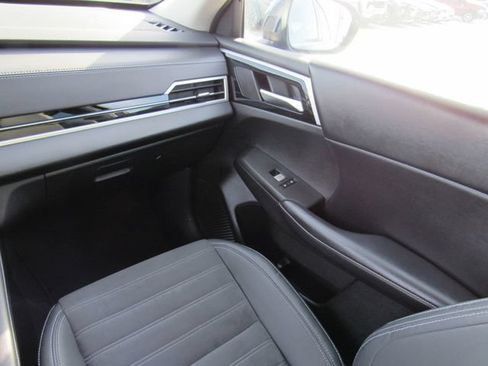 Used 2023 Mitsubishi Outlander SE FWD image 20