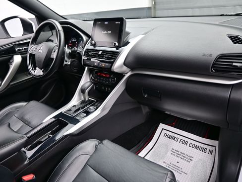 Used 2022 Mitsubishi Eclipse Cross SEL AWD/4WD image 14