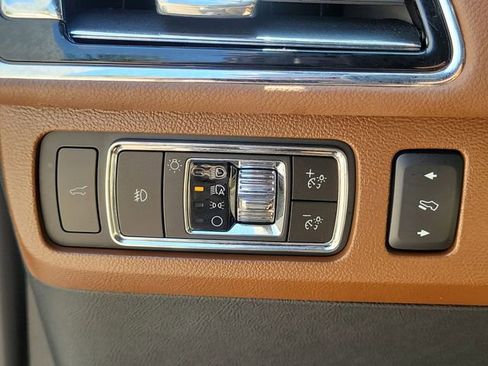 Certified 2023 Lincoln Navigator L Reserve RWD image 13