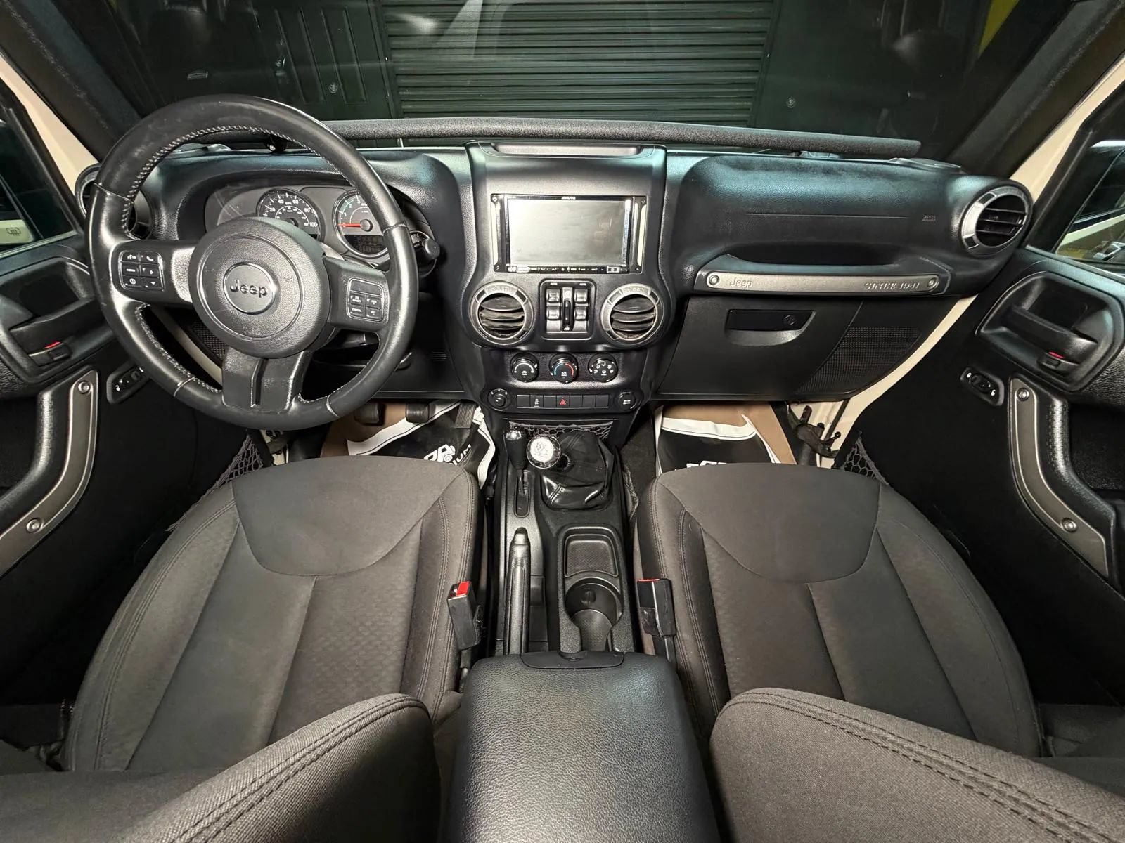 Used 2017 Jeep Wrangler Unlimited Sport w/ Quick Order Package 23S AWD/4WD image 22