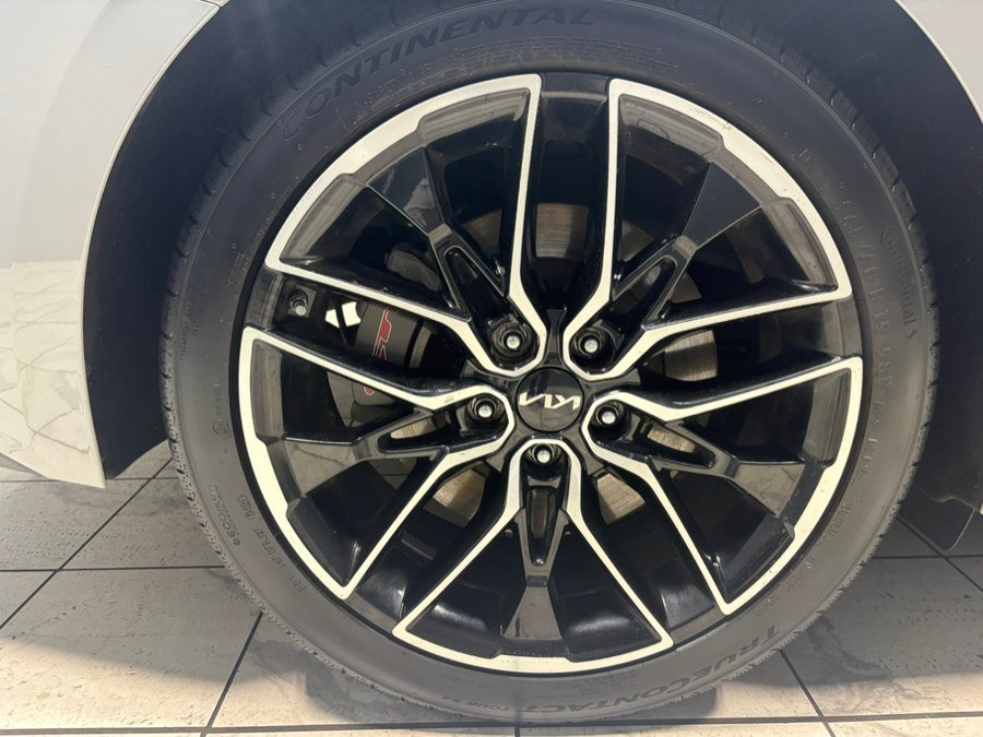 Used 2023 Kia K5 GT FWD image 37