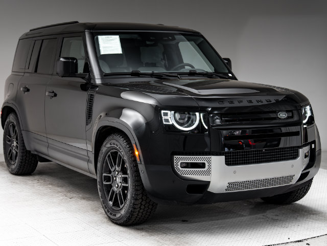 Used 2025 Land Rover Defender 110 S AWD/4WD image 27
