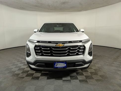New 2026 Chevrolet Equinox LT AWD/4WD image 2
