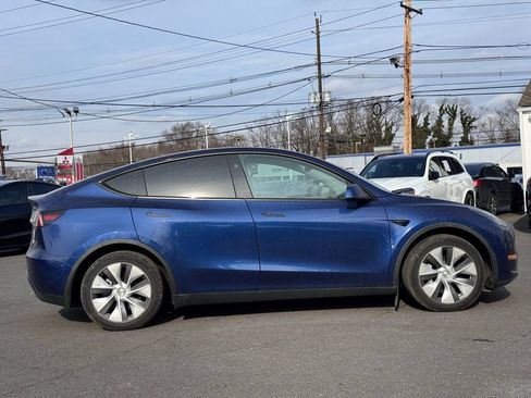 Used 2024 Tesla Model Y Long Range image 4