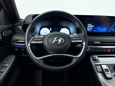 Used 2023 Hyundai Palisade Calligraphy image 22