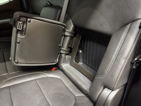 Used 2021 Chevrolet Silverado 1500 RST w/ Convenience Package II image 15