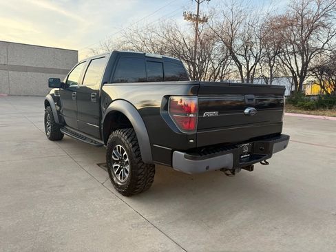 Used 2014 Ford F150 Raptor w/ Equipment Group 801A Luxury image 4