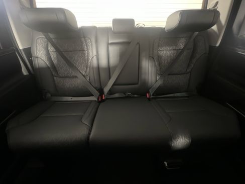 Used 2024 Toyota Tundra SR5 w/ SR5 Premium Package AWD/4WD image 34