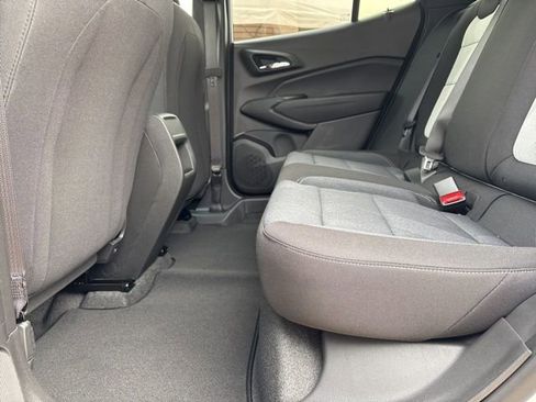 New 2026 Chevrolet Trax RS w/ Sunroof Package image 18