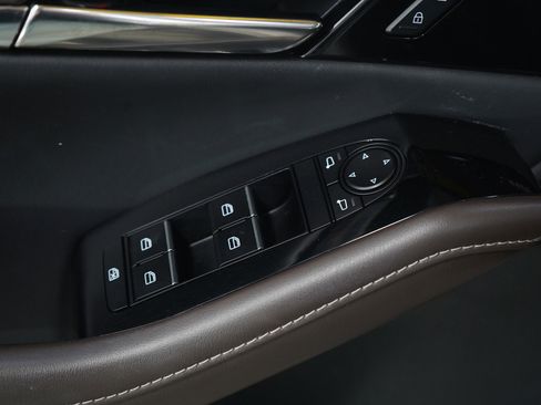 Used 2023 MAZDA CX-30 AWD 2.5 S w/ Premium Package image 22