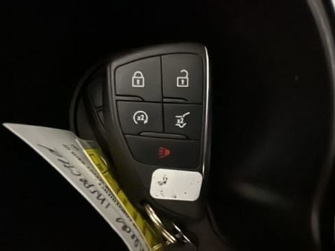 Used 2023 Buick Envision Avenir AWD/4WD image 22
