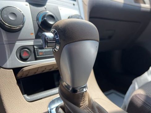 Used 2010 Chevrolet Malibu LS FWD image 19