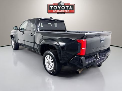 Used 2025 Toyota Tacoma SR5 RWD image 5