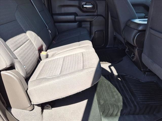 Used 2022 Chevrolet Silverado 1500 Custom Trail Boss w/ LPO, Dark Essentials Package AWD/4WD image 18