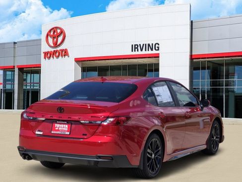 New 2026 Toyota Camry SE FWD image 4