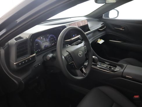 New 2026 Toyota Crown Signia AWD/4WD image 12