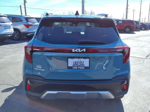 Used 2025 Kia Seltos S image 23