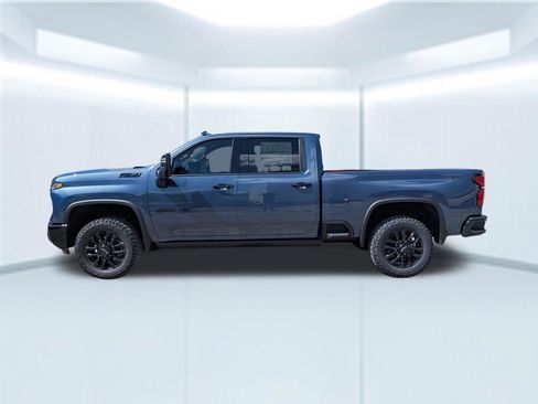 New 2026 Chevrolet Silverado 2500 LTZ w/ LTZ Plus Package AWD/4WD image 2