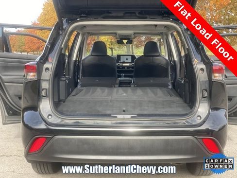Used 2024 Toyota Highlander XLE image 43