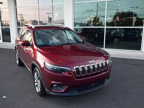 Used 2021 Jeep Cherokee Latitude Lux w/ Sun & Sound Group FWD image 4