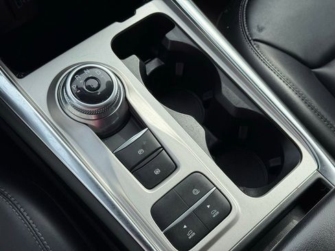 Certified 2023 Ford Explorer XLT w/ Equipment Group 202A image 36