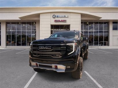 New 2025 GMC Sierra 1500 AT4 w/ Technology Package