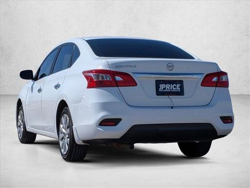Used 2017 Nissan Sentra S image 8