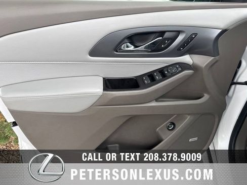 Used 2020 Chevrolet Traverse Premier AWD/4WD image 25
