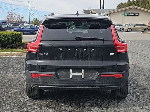 Used 2023 Volvo XC40 Recharge Core w/ Protection Package Premier image 13