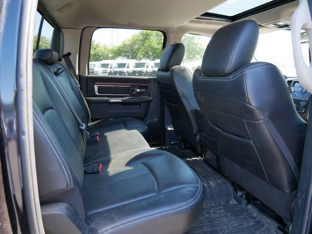 Used 2018 RAM 1500 Laramie w/ Convenience Group AWD/4WD image 16