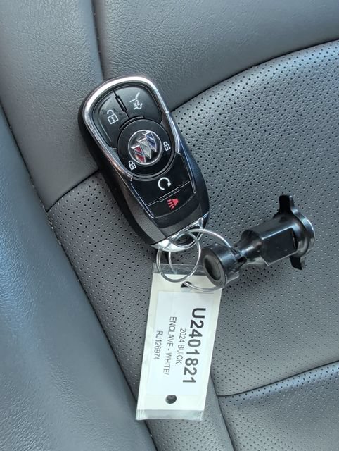 Used 2024 Buick Enclave Essence w/ Technology Package FWD image 26