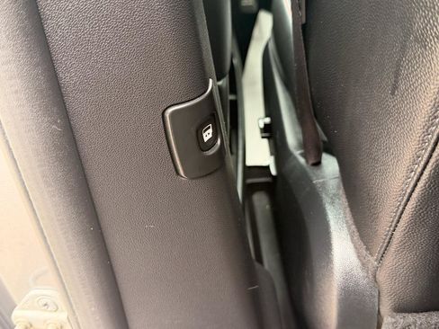 Used 2020 Dodge Grand Caravan GT FWD image 21