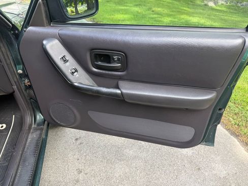Used 2000 Jeep Cherokee Sport AWD/4WD image 28