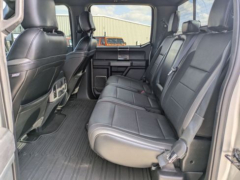 Used 2019 Ford F150 Raptor w/ Equipment Group 802A Luxury image 12