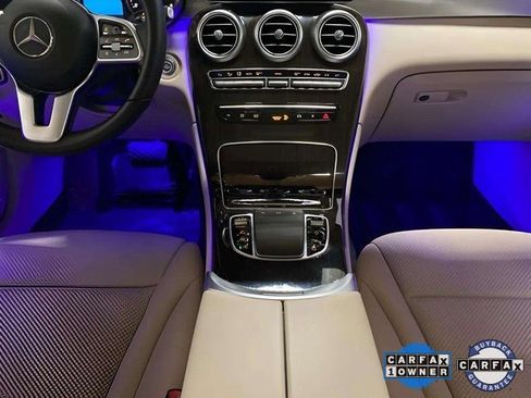 Used 2021 Mercedes-Benz GLC 300 image 12