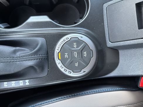 Used 2021 Ford Bronco Wildtrak image 27