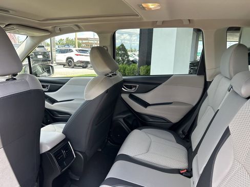 Used 2021 Subaru Forester Premium image 17