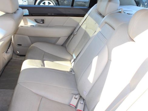 Used 2008 Kia Amanti w/ Leather Pkg image 18