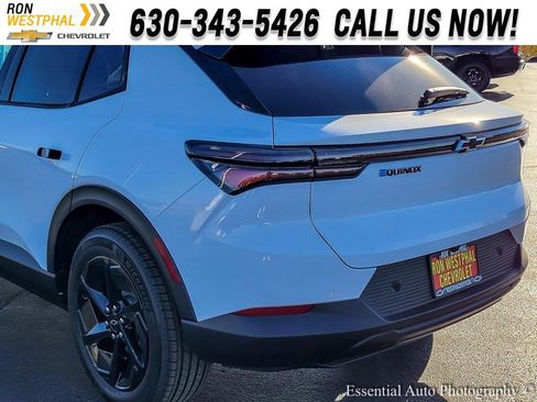 New 2026 Chevrolet Equinox EV LT image 6