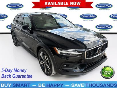 Used 2025 Volvo V60 B5 Cross Country Plus