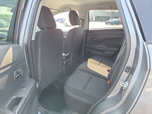 Used 2024 Mitsubishi Outlander Sport ES AWD/4WD image 12