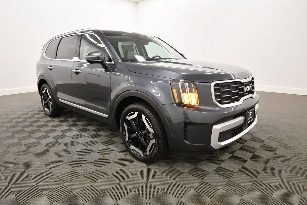 Certified 2024 Kia Telluride S AWD/4WD image 10